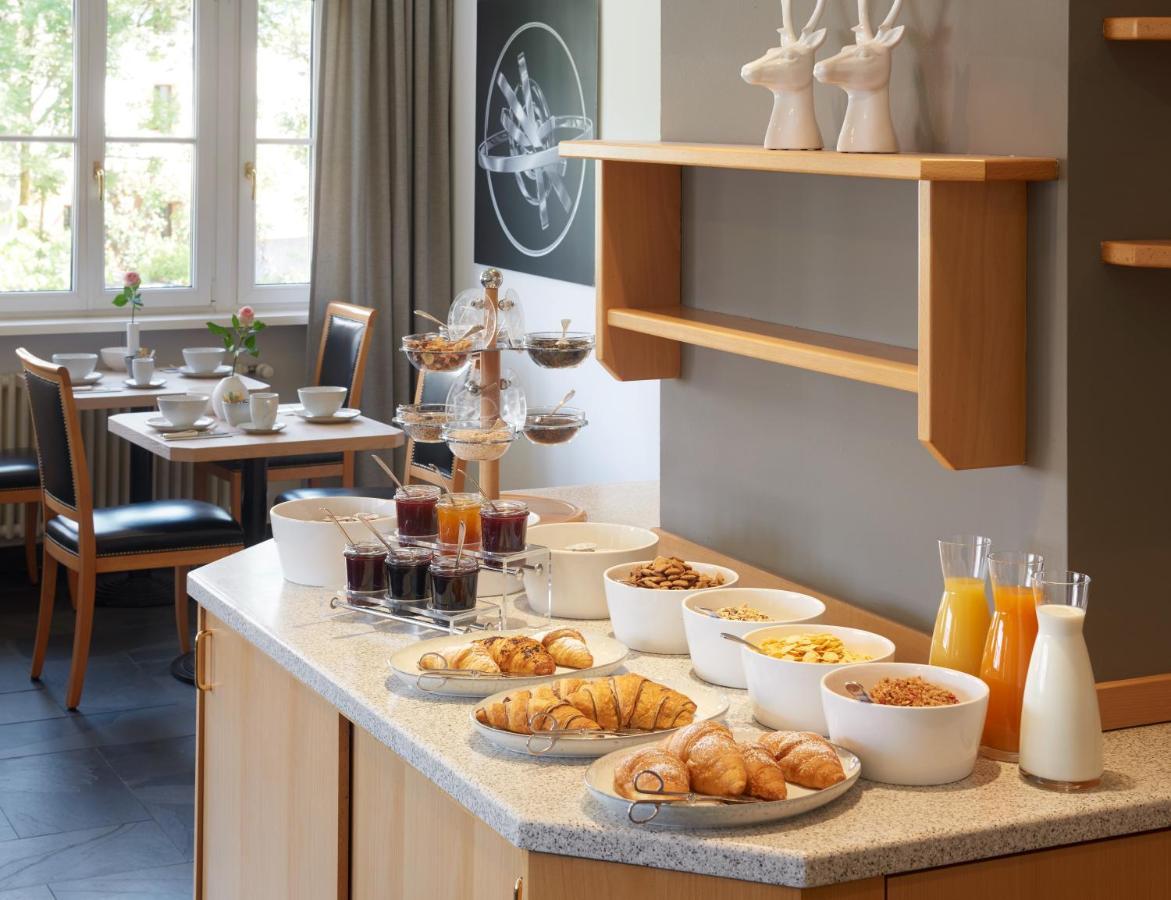 Hotel Goldene Rose Brunico Luaran gambar