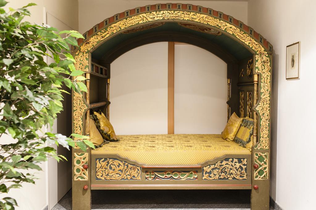 Hotel Goldene Rose Brunico Luaran gambar